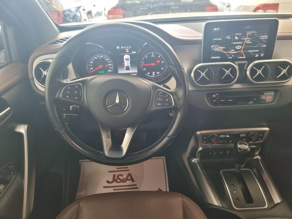 MERCEDES-BENZ