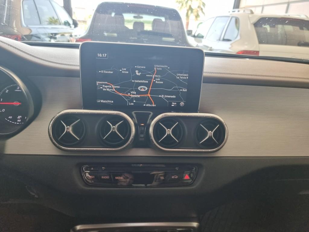 MERCEDES-BENZ